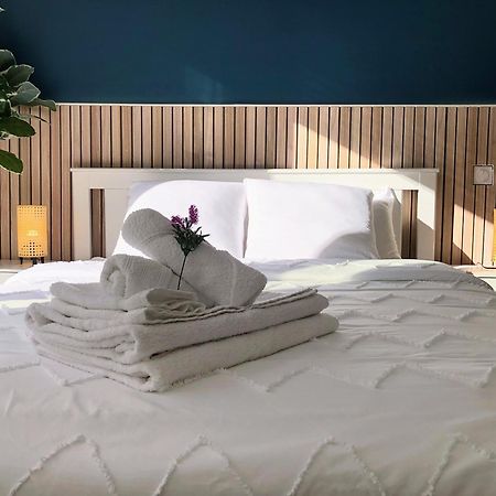 Sunshine Getaway - Stylish Studio In The Heart Of Nisa Exterior foto